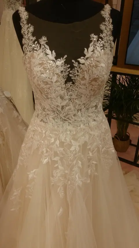 Brautkleid im Brautstudio Estelle – Modell 01