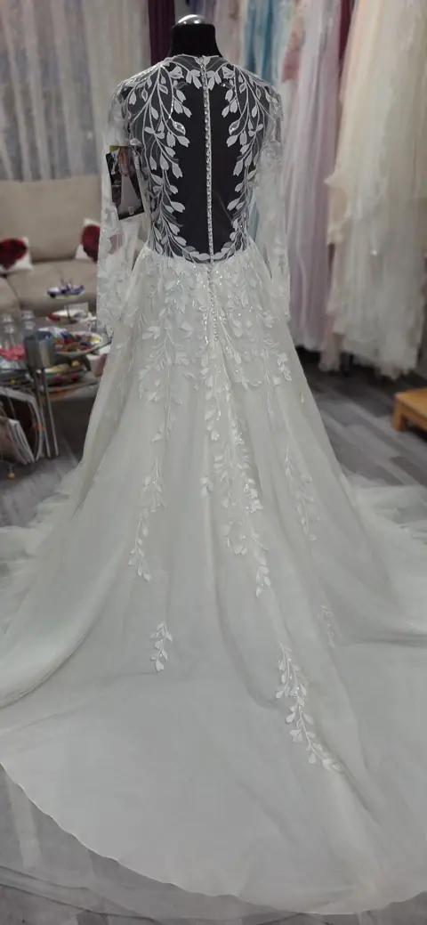 Brautkleid im Brautstudio Estelle – Modell 03