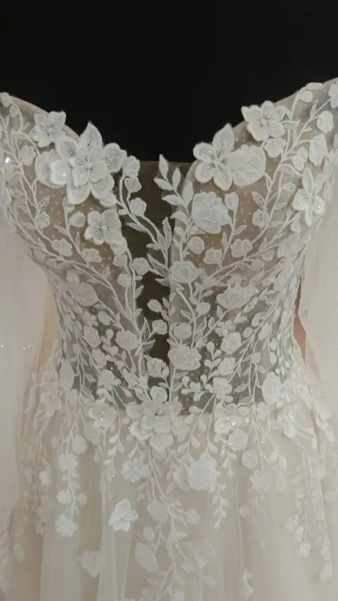 Brautkleid im Brautstudio Estelle – Modell 09