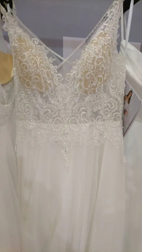 Brautkleid im Brautstudio Estelle – Modell 12