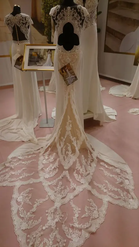 Brautkleid im Brautstudio Estelle – Modell 15