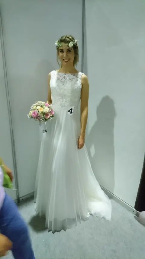 Brautkleid im Brautstudio Estelle – Modell 31