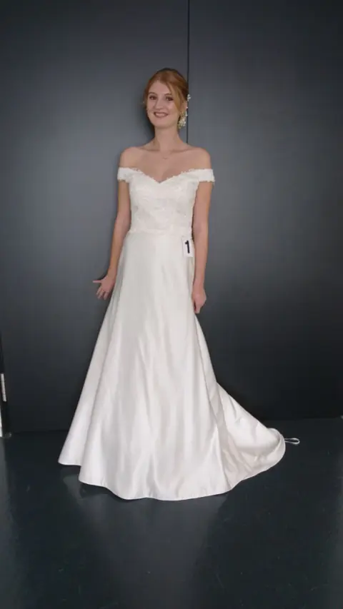 Brautkleid im Brautstudio Estelle – Modell 34
