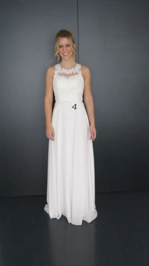 Brautkleid im Brautstudio Estelle – Modell 36