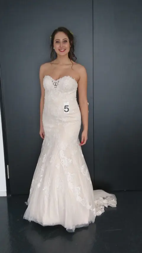Brautkleid im Brautstudio Estelle – Modell 37
